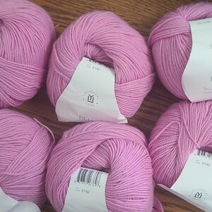 Bella Cash Yarn Pink Murino Wool